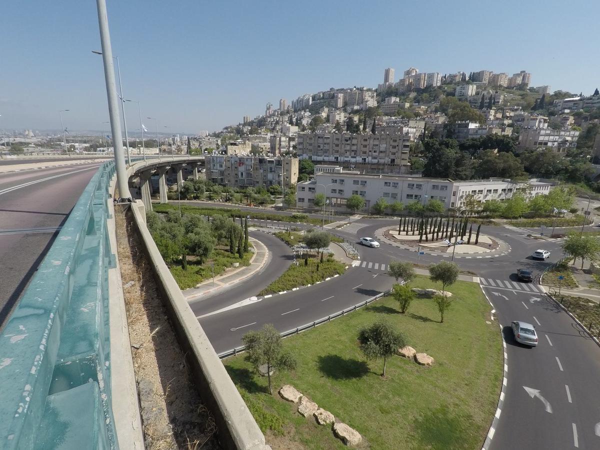 Space Place Haifa Exterior photo